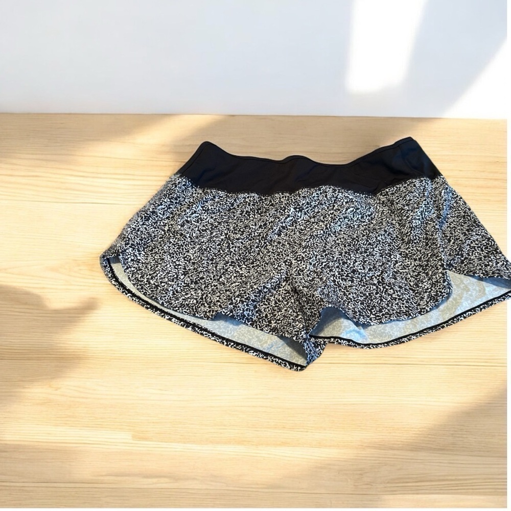 Mondetta Workout shorts EUC